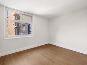 555 Main Street 909, New York NY 10044