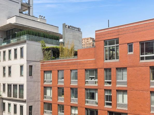 555 West 23rd Street S12R, New York NY 10011