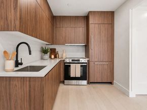 371 Hawthorne Street 1, Brooklyn NY 11225