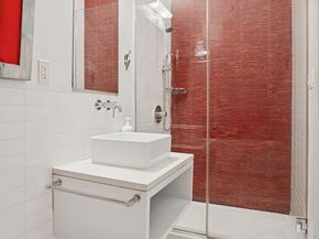 716 Broadway 2, New York NY 10003