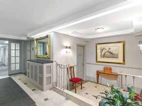 211 East 35th Street 3F, New York NY 10016