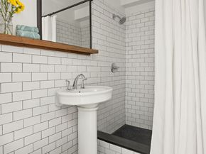 135 Ocean Parkway 1M, Brooklyn NY 11218