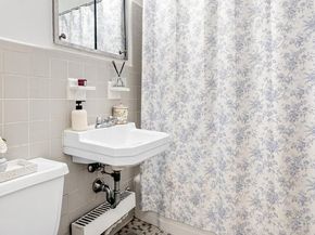 347 East 53rd Street 1C, New York NY 10022