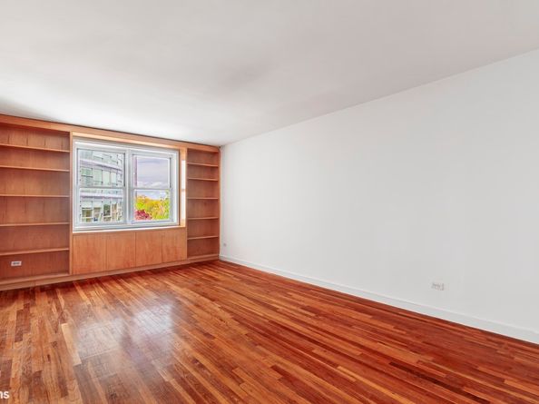 525 West 236th Street 6A, Bronx NY 10463