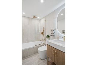 200 East 58th Street 18A, New York NY 10022