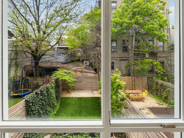 575 A Leonard Street, Brooklyn NY 11222