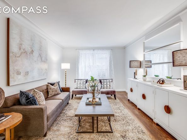 300 West 53rd Street 3C, New York NY 10019