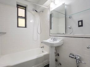 3535 Kings College Place 1E, Bronx NY 10467