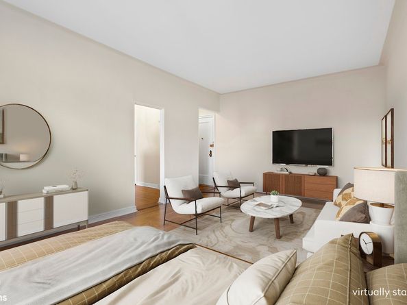 140 East 95th Street 5C, New York NY 10128