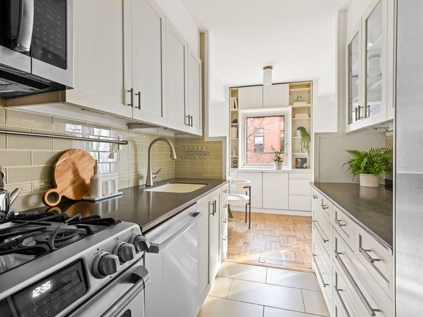 225 Adams Street 3I, Brooklyn NY 11201