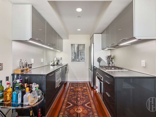 350 West 42nd Street 56C, New York NY 10036