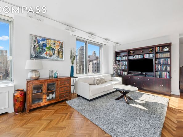 360 East 88th Street 18D, New York NY 10128