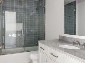 135 West 77th Street, New York NY 10024