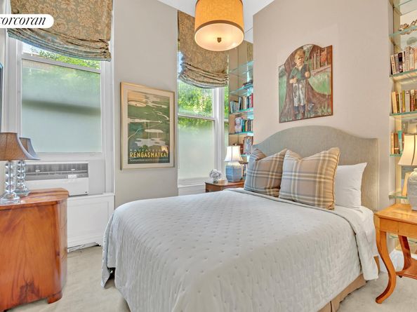 7 Beekman Place 14, New York NY 10022