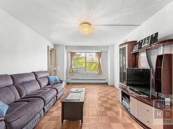 575 Grand Street