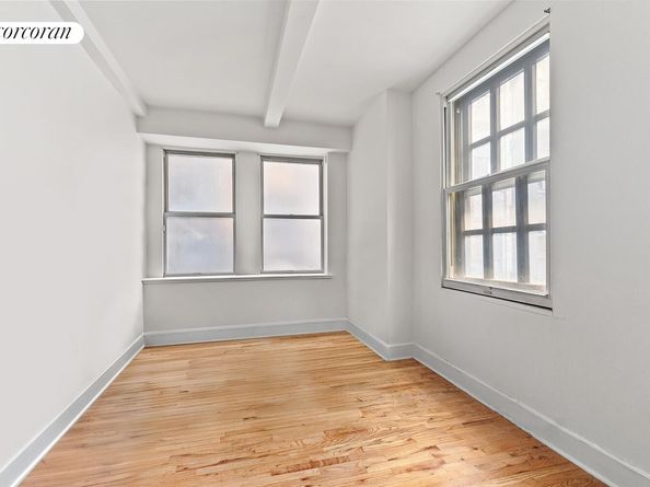 15 West 17th Street 5, New York NY 10011