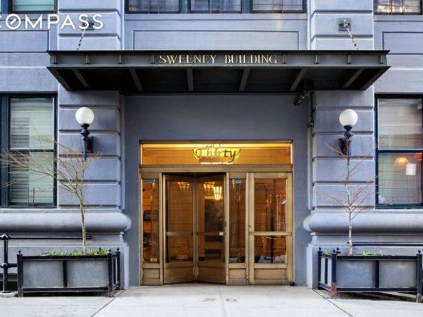 30 Main Street 10F, Brooklyn NY 11201