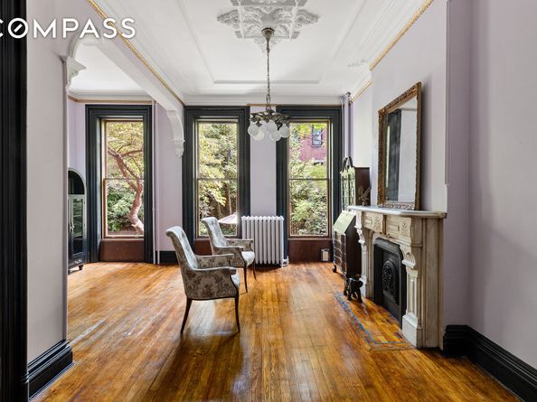309 Vanderbilt Avenue, Brooklyn NY 11205