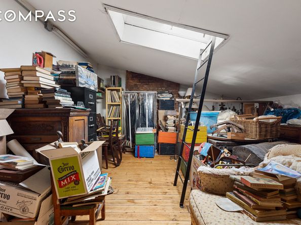 309 Vanderbilt Avenue, Brooklyn NY 11205