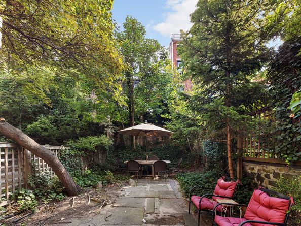 309 Vanderbilt Avenue, Brooklyn NY 11205