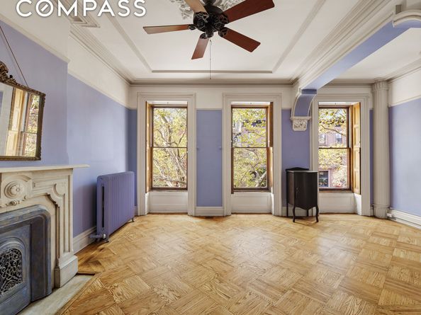 309 Vanderbilt Avenue, Brooklyn NY 11205