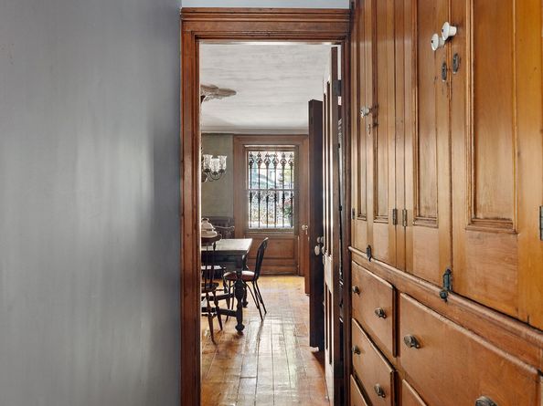 309 Vanderbilt Avenue, Brooklyn NY 11205
