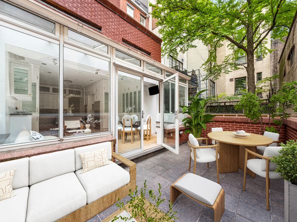51 East 67th Street, New York NY 10065