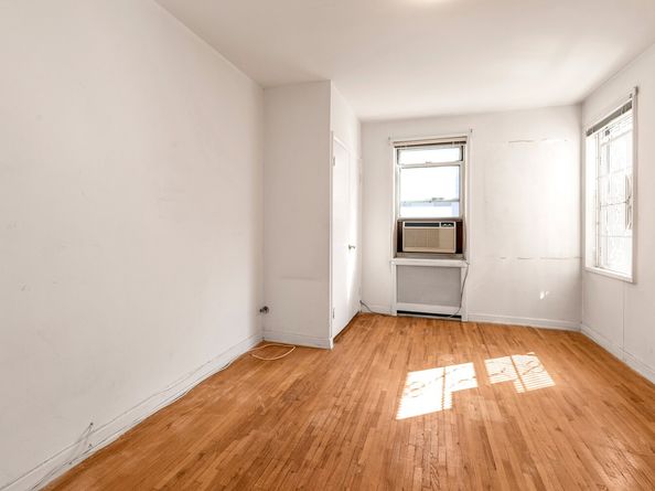 68-61 Yellowstone Boulevard 519, Queens NY 11375