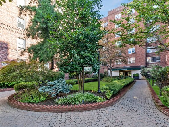 68-61 Yellowstone Boulevard 519, Queens NY 11375