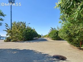 360 Furman Street 723/724, Brooklyn NY 11201