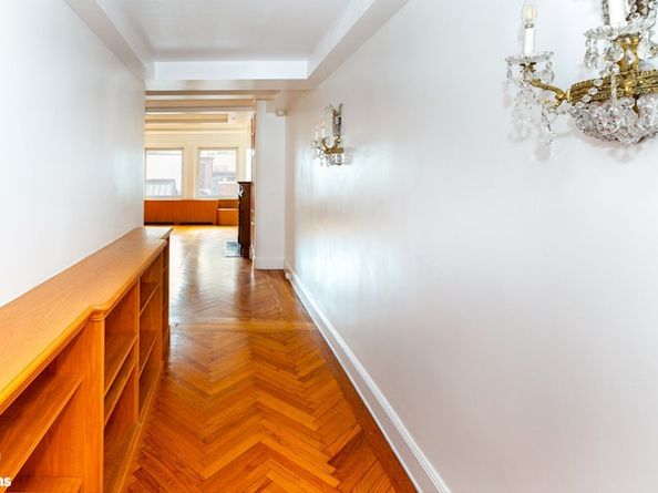 439 East 51st Street 7B, New York NY 10022