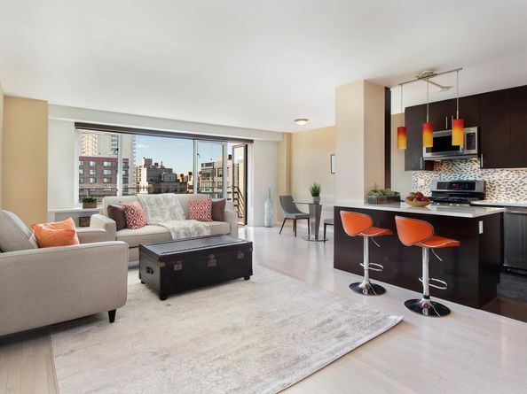 392 Central Park W 19A, New York NY 10025