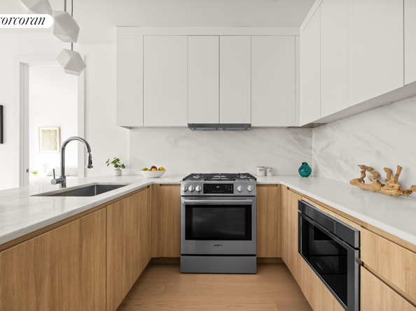 184 Hawthorne Street 4B, Brooklyn NY 11225