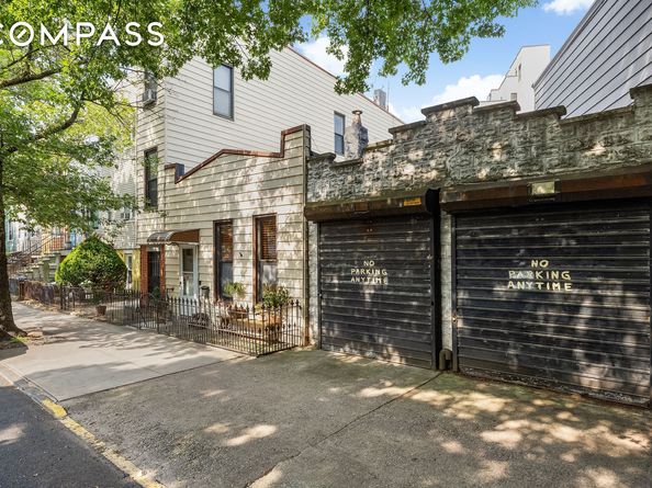 18 Russell Street, Brooklyn NY 11222