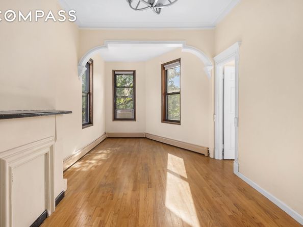 18 Russell Street, Brooklyn NY 11222