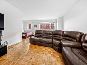52-40 39th Drive 7M, Queens NY 11377