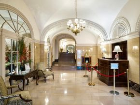 575 Park Avenue 509, New York NY 10065