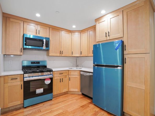 60-14 Menahan Street, Queens NY 11385