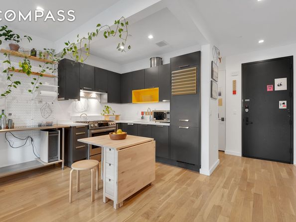 267 Evergreen Avenue 2A, Brooklyn NY 11221
