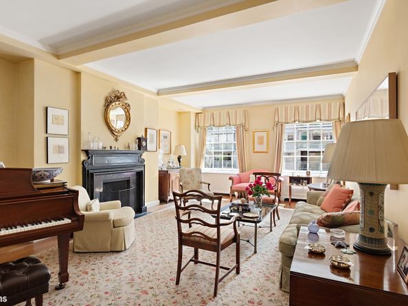 131 East 69th Street 7A, New York NY 10021