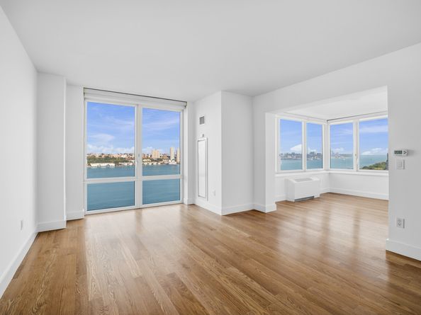 80 Riverside Boulevard 21C, New York NY 10069