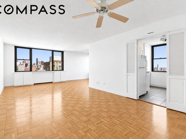 201 East 17th Street 23H, New York NY 10003