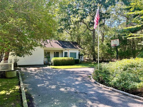 1029 Wading River Manor Road, Manorville NY 11949