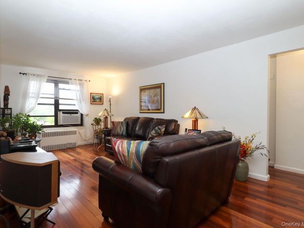 87-40 Francis Lewis Boulevard A68, Queens Village NY 11427