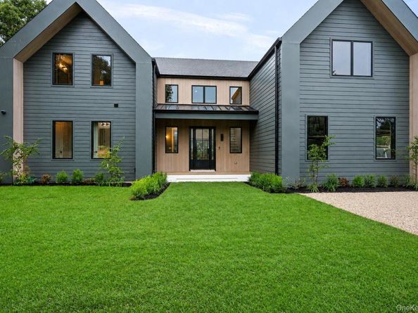54 Rampasture Road, Hampton Bays NY 11946