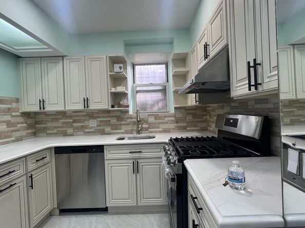 390 Rugby RD L1, Brooklyn NY 11226
