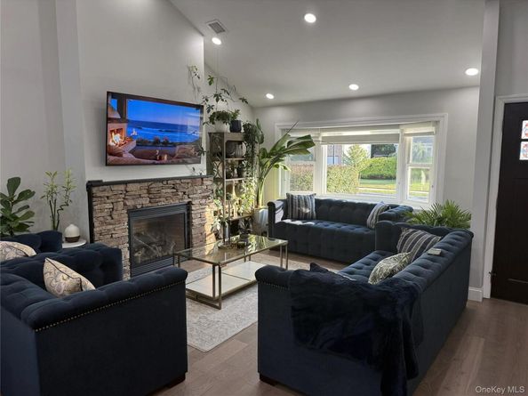 3681 Richard Lane, Wantagh NY 11793