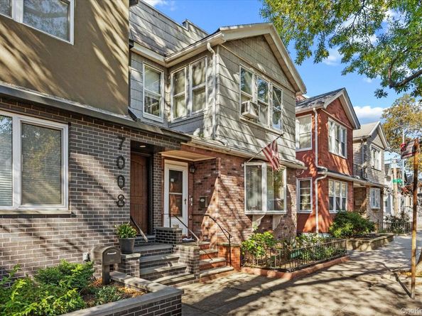 7006 67th Street, Glendale NY 11385