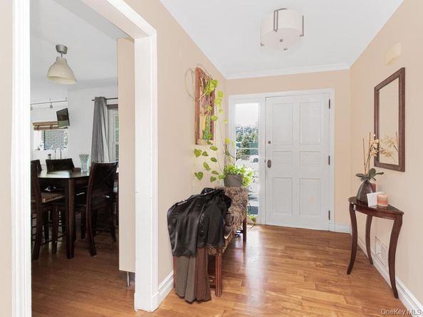 35 Barnard Road, New Rochelle NY 10801