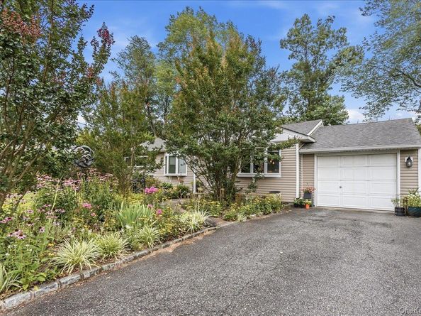 5 Wexford Street, Huntington NY 11743